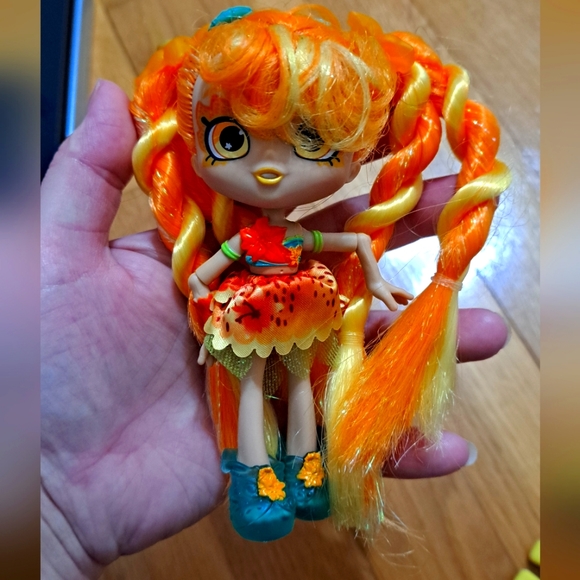 Lot of Six Shopkins Shoppies (Bag #8) - Picture 5 of 7